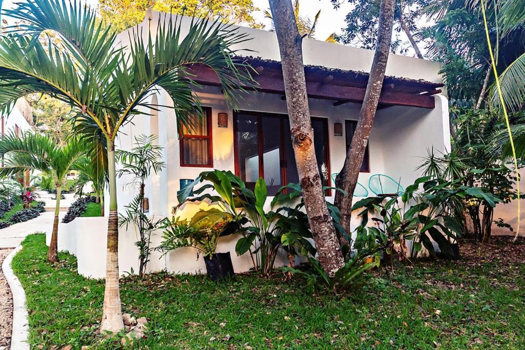 Mi Kasa Tu Kasa Bacalar By Nah Hotels Exterior photo